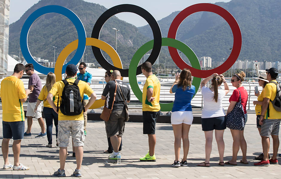 Pblico no primeiro dia da Olimpada Rio 2016