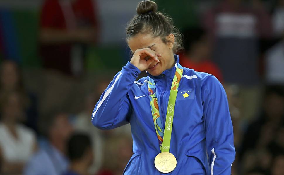 Mejlinda Kelmendi ganha primeira medalha da histria do Kosovo