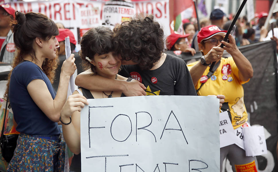 Protesto Fora Temer domingo na Paulista
