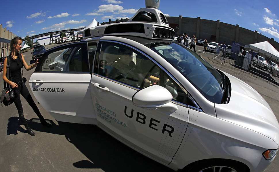 Uber investe em carro sem motorista