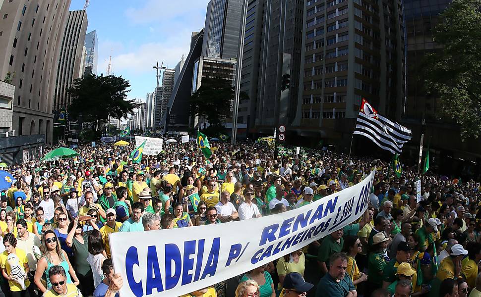 Capadocianas Brasil o país mais corrupto do mundo OPINIÃO EDUARDO