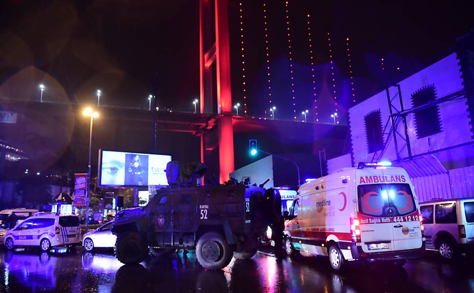 Ataque a tiros em boate na Turquia