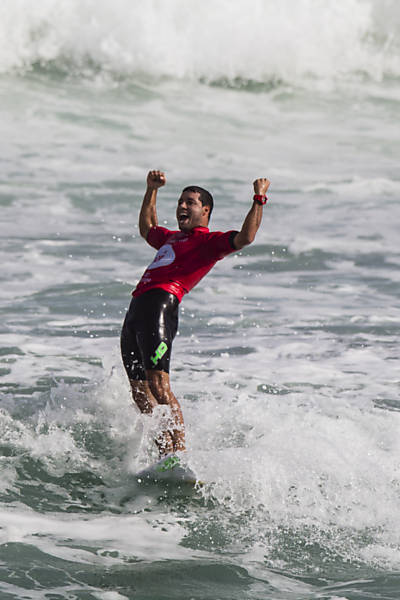 Mundial de Surfe chega a Saquarema (RJ)