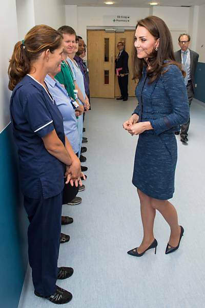 Kate Middleton visita vítimas de ataque terrorista em Londres