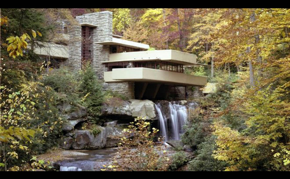 A casa sobre uma cascata considerada a 'melhor obra de arquitetura dos EUA'