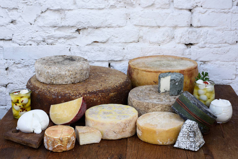 Diversos tipos de queijos estarão à venda na Casa Samambaia