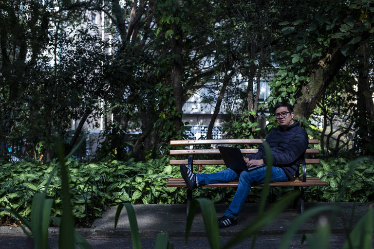 O consultor de marketing Gabriel Ishida, 30, trabalha no Parque Buenos Aires, em Higienpolis Marcelo Justo/Folhapress