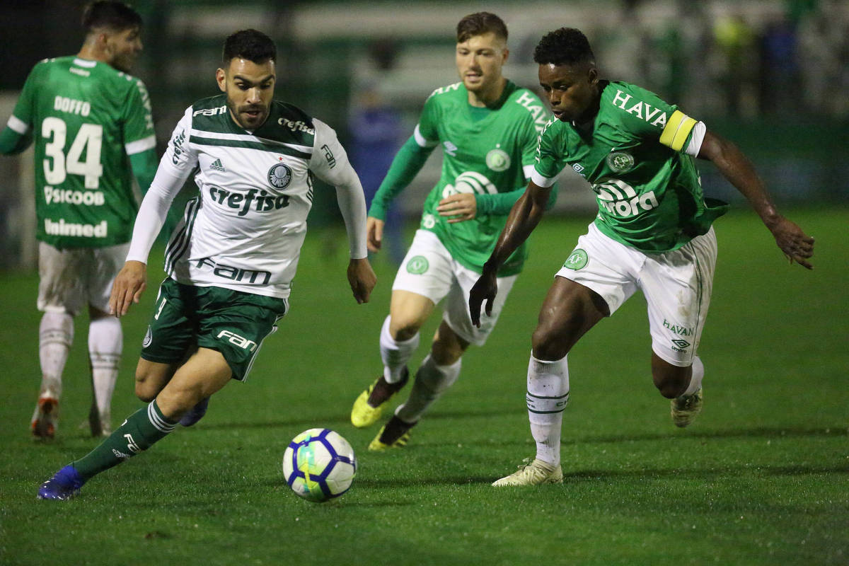 Palmeiras Vence Chapecoense E Segue Na Disputa Do T Tulo Brasileiro