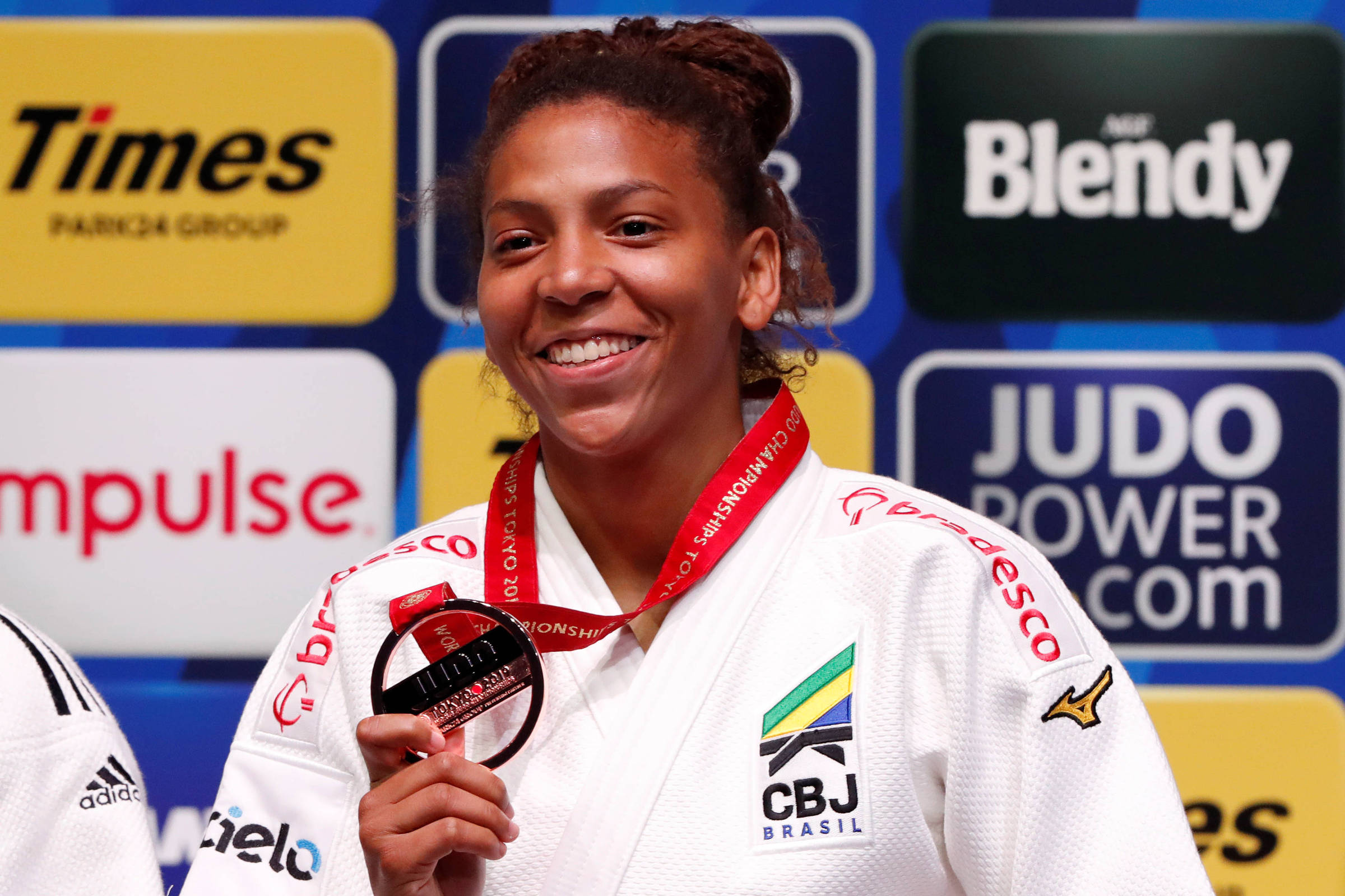 Rafaela Silva Leva Bronze Medalha Do Brasil No Mundial De Jud