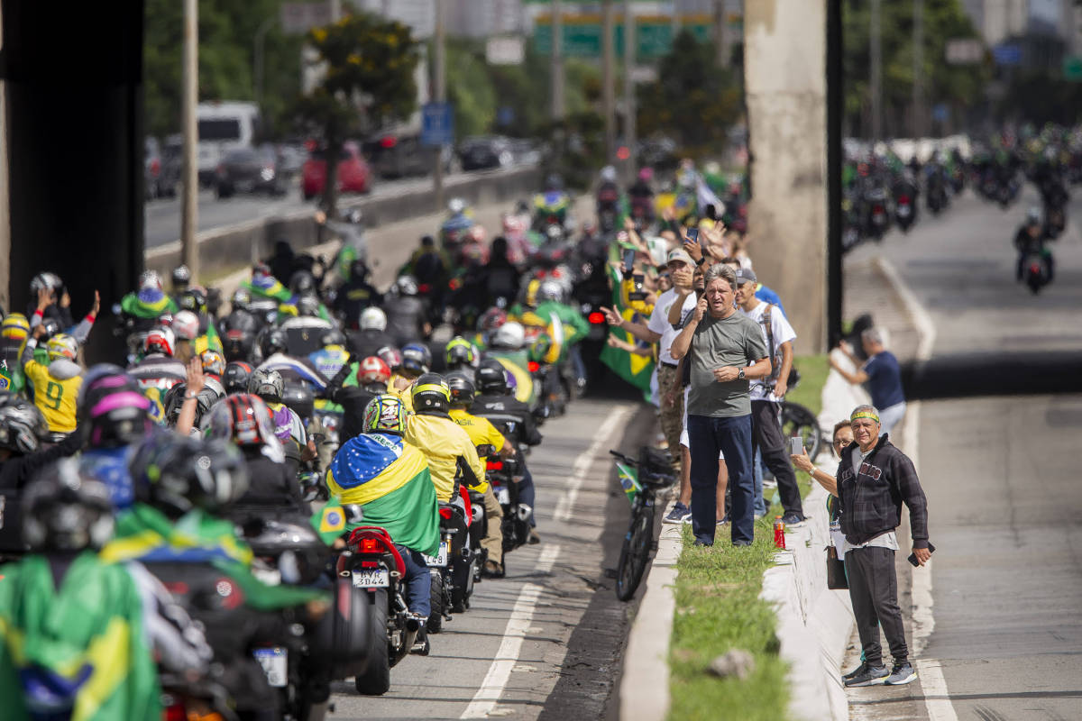 Motociata Bolsonaro Teve Registros Em Ped Gio