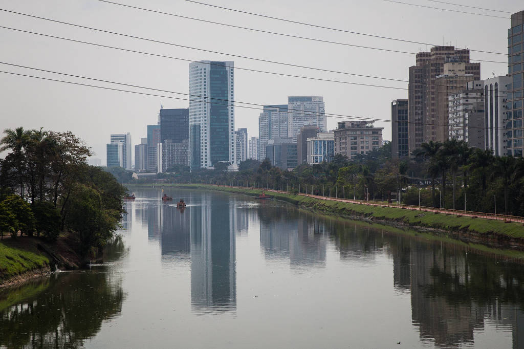 Rio Tietê Mancha de poluição cresce 43 21 09 2022 Ambiente Folha