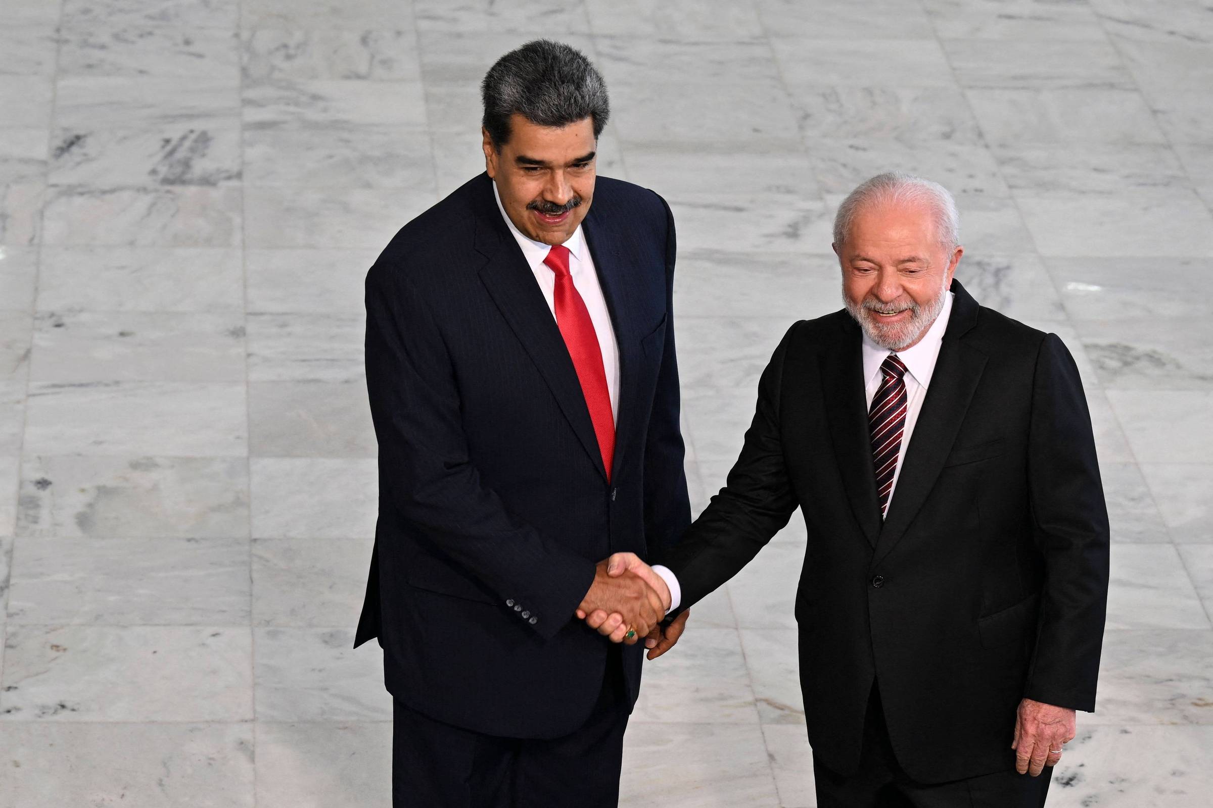 Governo Lula transforma vinda de Maduro para cúpula em visita especial