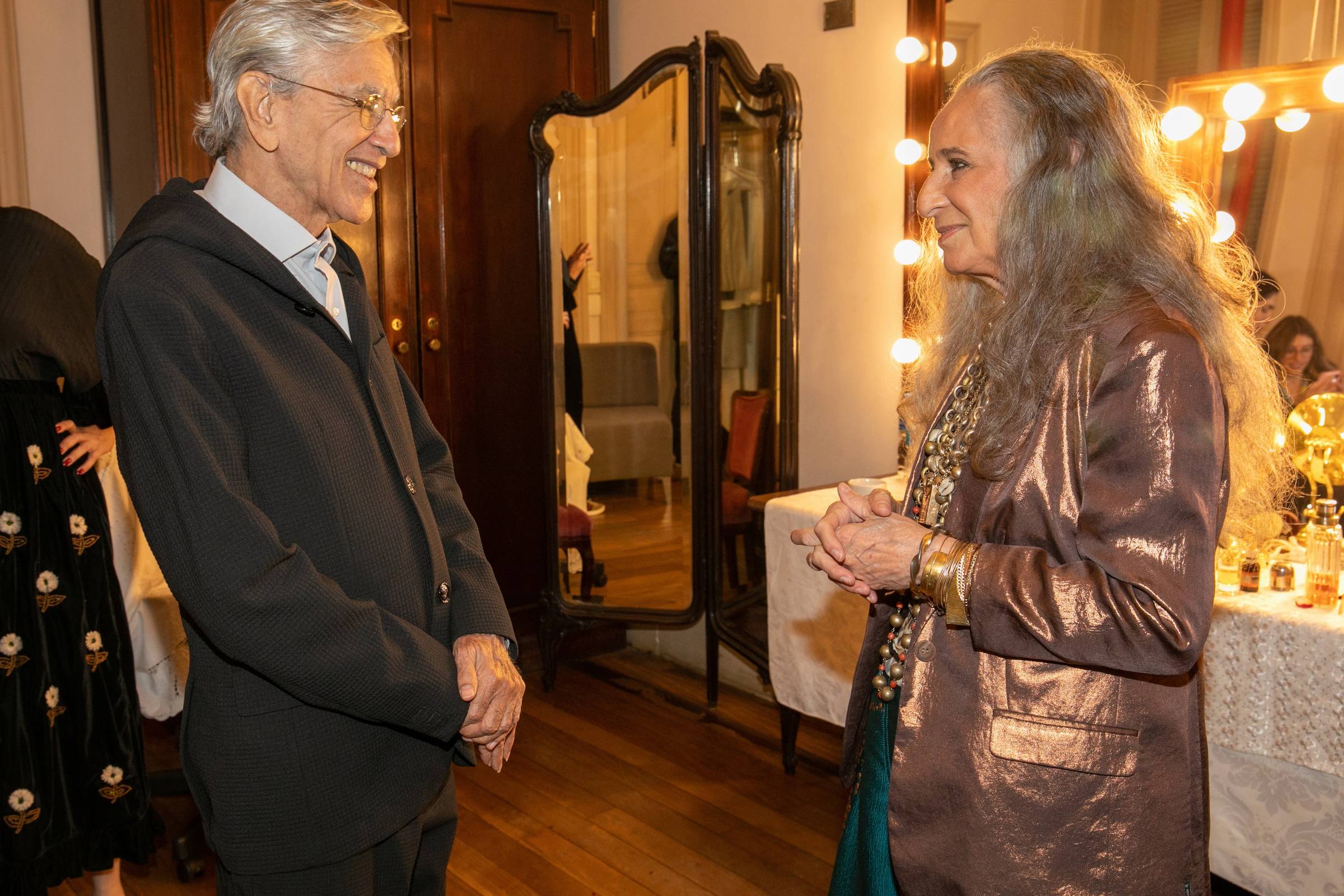 Caetano Veloso E Maria Beth Nia Relembre Shows Marcantes Da Dupla