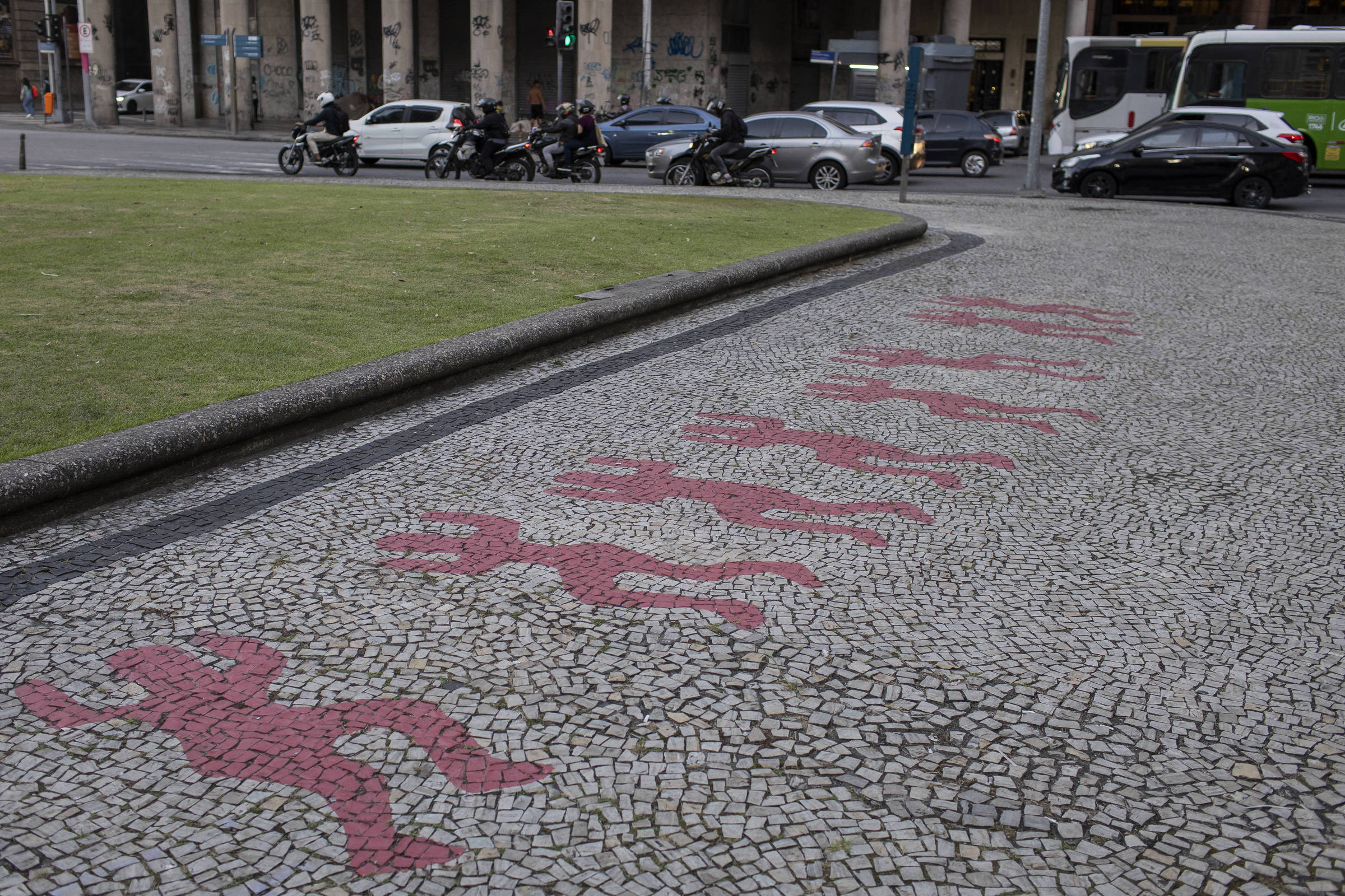 O Que Foi A Chacina Da Candel Ria Cotidiano Folha