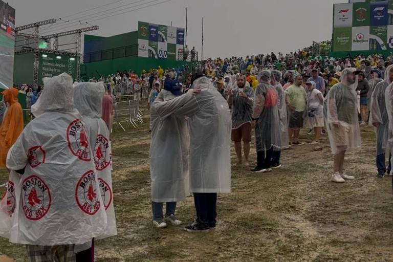 Fãs relatam perrengue chuva e filas em Interlagos 03 11 2024