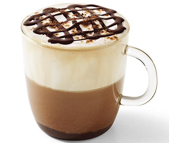Starbucks oferece o cappuccino de chocolate para espantar o frio em várias unidades por São Paulo