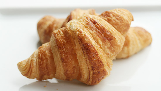 Croissant é, na verdade, originário da Áustria e não da França, como se acredita; seu nome tradicional é Kipferl