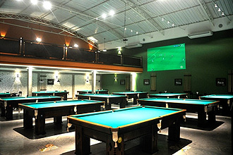 Brasileiro se destaca e jogará no maior templo do snooker no mundo