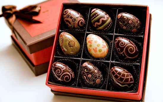 Chocolat des Arts: ovinhos decorados da linha Pêssanka