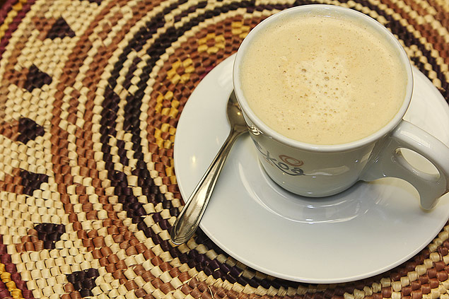 Chai latte do Ekoa Café, em Pinheiros, uma das opções da bebida que leva chá, leite e especiarias provadas pelo "Guia"