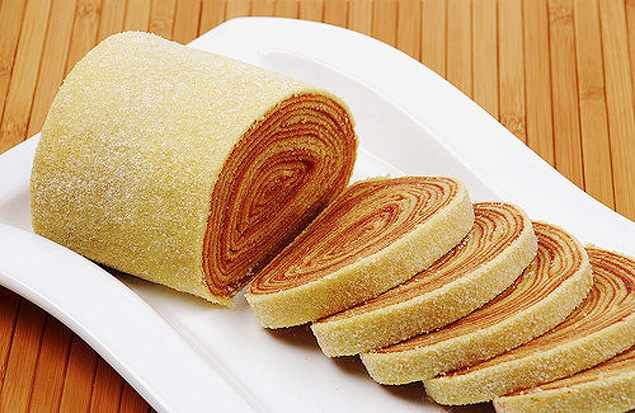 No Empório do Nordeste, o bolo de rolo (foto) pode vir em forma de lembrancinha, fatiado ou em versão míni