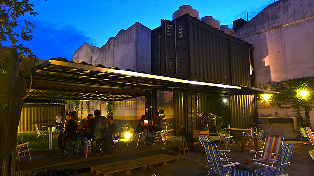 Ambiente do Pitico, novo bar em Pinheiros