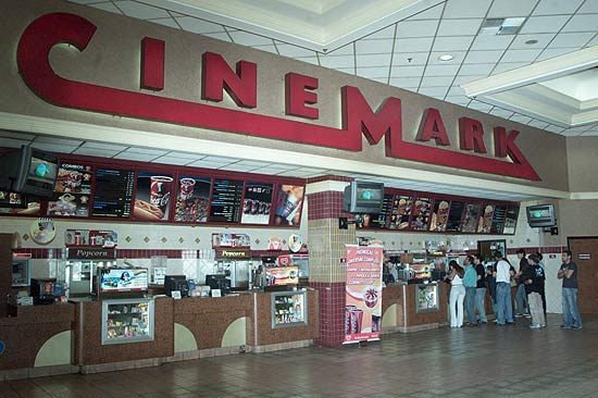 Dependências do Cinemark no shopping D; ingressos no local durante a promoção custam R$ 7 e R$ 3,50