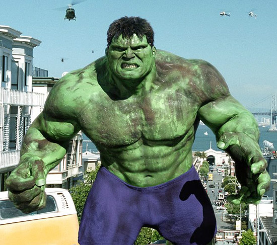 Personagem Hulk (foto), um dos "astros" da superprodução "Os Vingadores", arranca gargalhadas da plateia