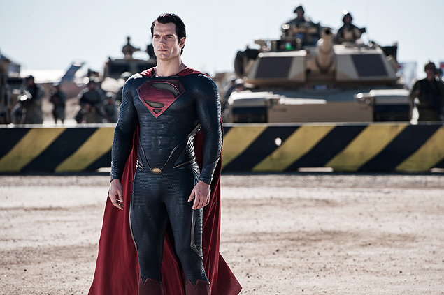 Henry Cavill como Superman em "O Homem de Aço"