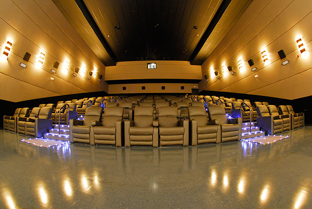 Sala de cinema de luxo do Cinemark Shopping Cidade Jardim