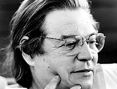 Primeiras composições de Tom Jobim e outros estão em site de músicas feitas desde 1902