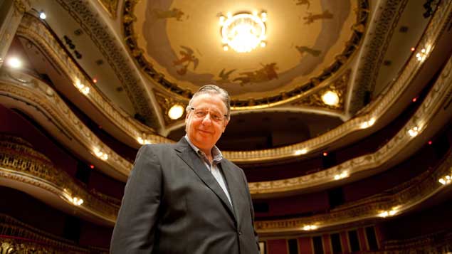 O maestro John Neschling, diretor artstico do Theatro Municipal de So Paulo