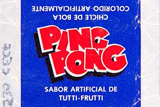 Uma versão antiga do Chiclete Ping Pong, a mais antiga era com listras  vermelhas e azul