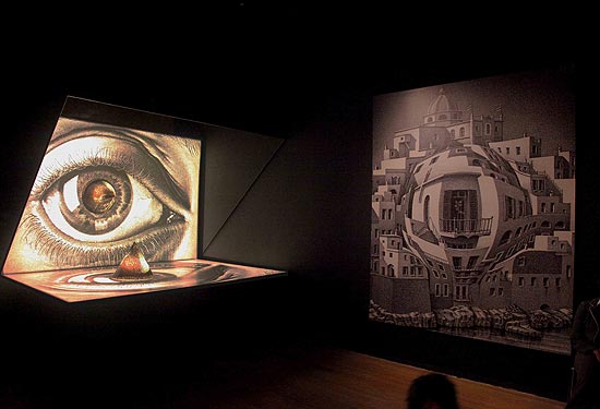 Público de SP poderá ver dez instalações interativas (foto) e 95 obras de M.C. Escher, com entrada gratuita