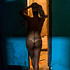 Exposição de fotos retrata cotidiano de travestis no Rio de Janeiro