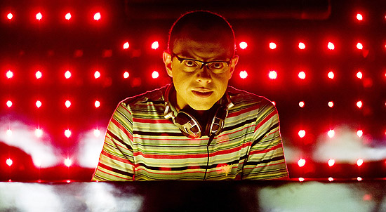 Deeplick, um dos DJs residentes da festa Mixirica, inteiramente dedicada a brasilidades remixadas 
