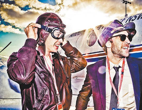 O duo australiano de house Flight Facilities (foto), autor do hit "Crave You", toca em SP neste domingo