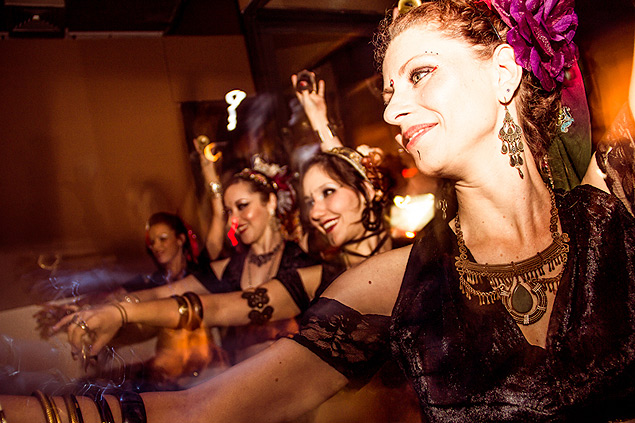 Festa junina cigana, no Espaço Serralheria, terá discotecagem, música ao vivo e danças do leste europeu
