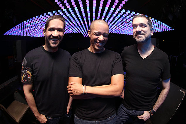 Os DJs Mau Mau, Felipe Venâncio e Memê levam sua festa para o Skol Beats Factory no sábado (1º) &#150; Divulgação