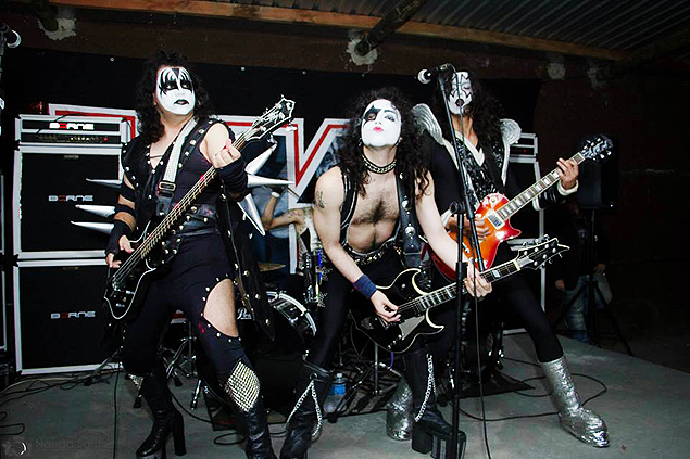 Kiss Cover Brasil faz show no Astronete
