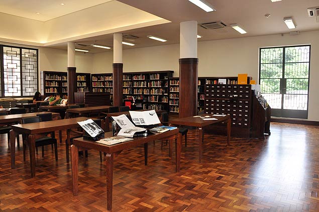 Parte da biblioteca Mário de Andrade, a sala Sérgio Milliet (foto), possui livros e revistas de arte disponíveis para consulta