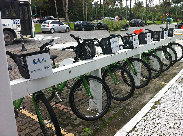 Bikes compartilhadas na Riviera de So Loureno, em Bertioga