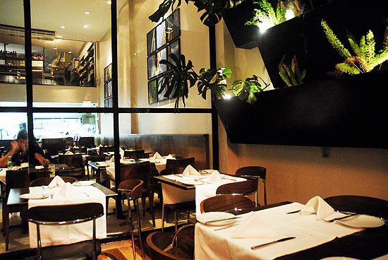 O restaurante Così, na região central de SP, tem clima mais intimista e já aceita reservas para a data