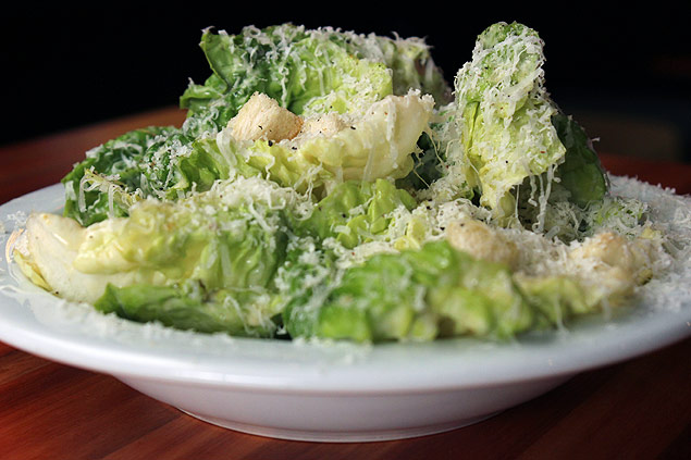 Salada caesar. Caesar salad
