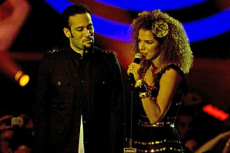 Ben Harper e a cantora brasileira Vanessa da Mata, que faz participao no show em So Paulo e no Rio de Janeiro