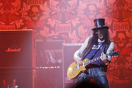Herói da guitarra, Slash (foto) se apresenta no Espaço das Américas (zona oeste de SP) em 6 de novembro 