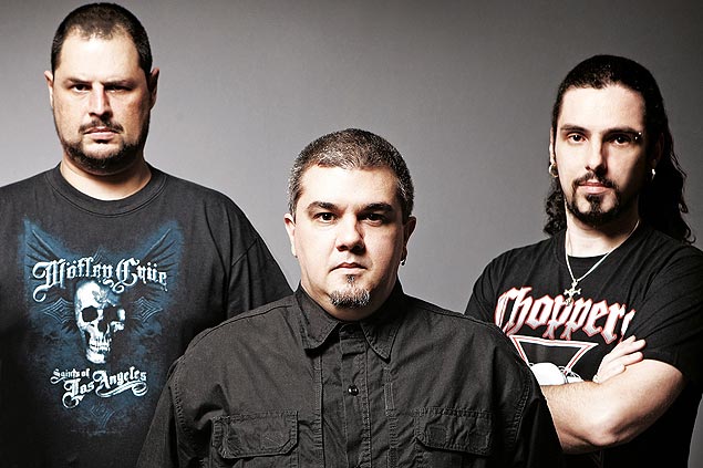 Ancesttral, banda formada por Alexandre Grunheidt, Leonardo Brito e Renato Canonico 
