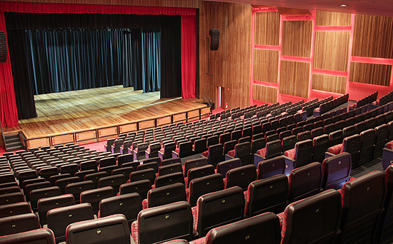 Novo teatro GEO (foto) tem capacidade para 627 pessoas e tem estrutura para receber peças e shows