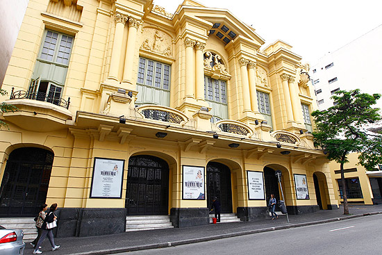 Fachada do Teatro Abril, que passa a se chamar Teatro Renault a partir de novembro