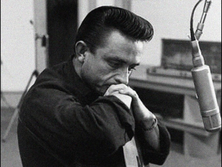 O cantor Johnny Cash